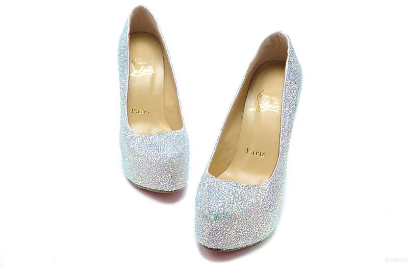 escarpins christian louboutin france pascher christian louboutin france discount